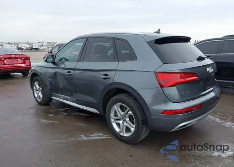 2018 Audi Q5 2.0T Premium/2.0T Tech Premium z USA, uszkodzony, nr VIN WA1ANAFY3J2069032